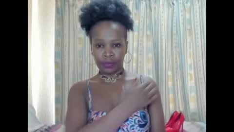 Snapshot of aficangagqueen chatting on 11, 10, 2025 AfricanSquirtQueen online show from 11, 10, 2025