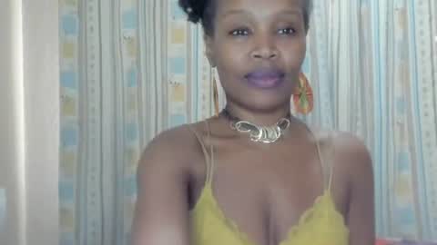 AfricanSquirtQueen online show from 4, 11, 2025