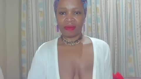 AfricanSquirtQueen online show from 12, 11, 2025