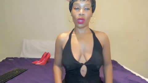 Snapshot of aficangagqueen chatting on 21, 4, 2026 AfricanSquirtQueen online show from 21, 4, 2026