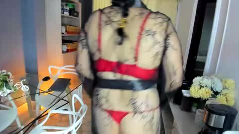 Snapshot of africa_holmes chatting on 10, 4, 2026 Africa online show from 10, 4, 2026