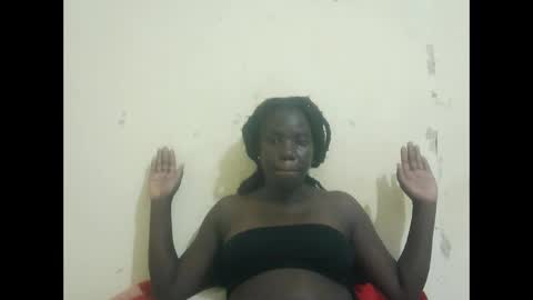 Snapshot of african_goddess22 chatting on 24, 4, 2026 african_goddess22 online show from 24, 4, 2026