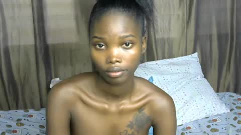 africana_slimqueen online show from 19, 6, 2026