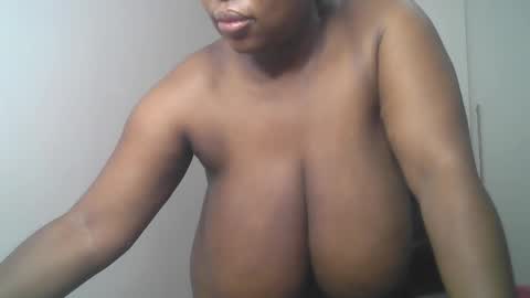 Snapshot of africanbusty chatting on 11, 3, 2025 ONLYFAN-Africanbusty online show from 11, 3, 2025