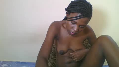 Snapshot of africancutegal chatting on 15, 5, 2026 Yvonne online show from 15, 5, 2026