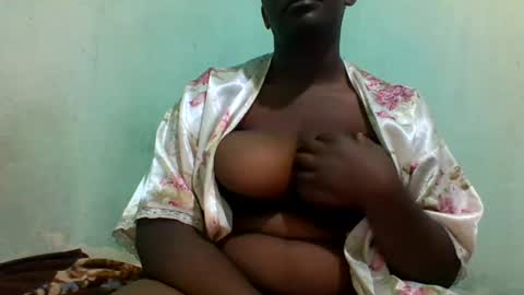 Snapshot of africangal6677 chatting on 23, 6, 2026 africangal6677 online show from 23, 6, 2026
