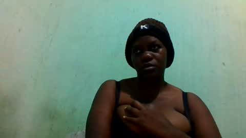 Snapshot of africangal6677 chatting on 4, 7, 2026 africangal6677 online show from 4, 7, 2026