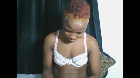 Snapshot of africanprincess24 chatting on 11, 9, 2025 PHOEBE online show from 11, 9, 2025