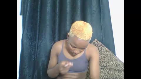 Snapshot of africanprincess24 chatting on 28, 9, 2025 PHOEBE online show from 28, 9, 2025