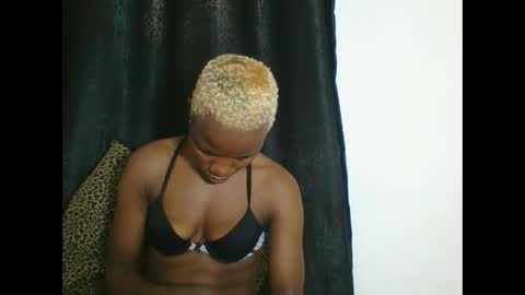Snapshot of africanprincess24 chatting on 1, 12, 2025 PHOEBE online show from 1, 12, 2025