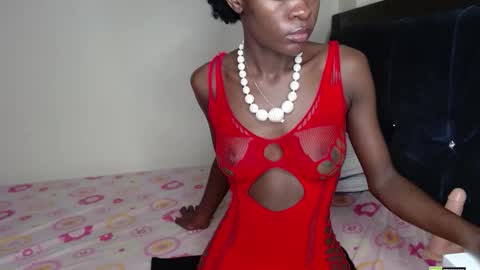 Snapshot of africas_booty842808 chatting on 5, 10, 2025 Mia online show from 5, 10, 2025