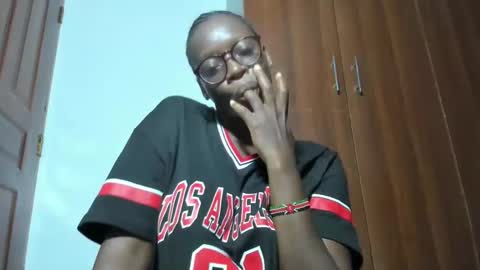 Leah online show from 5, 3, 2025