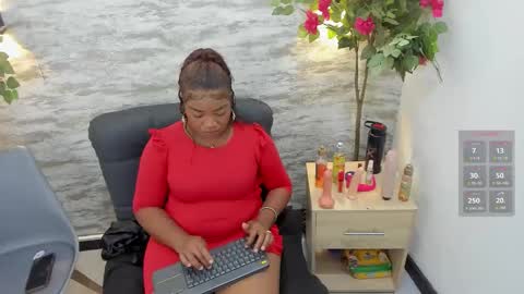 Snapshot of afrodita_de_amor chatting on 10, 10, 2025 Vr. online show from 10, 10, 2025