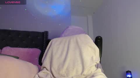 Snapshot of afrodita_rouxe chatting on 11, 10, 2025 Afrodita online show from 11, 10, 2025