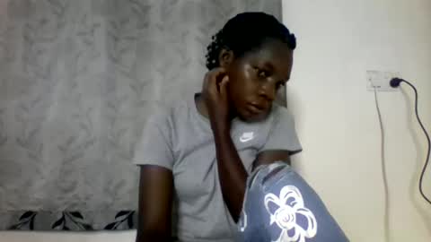 pink  and josphen online show from 30, 1, 2025