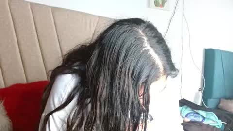 Afrodita Booms online show from 12, 11, 2025