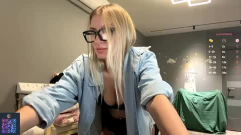 Mila -call me cute online show from 5, 6, 2026