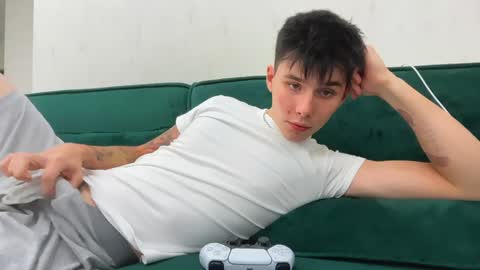 Snapshot of ag_prince chatting on 1, 4, 2026 Mark online show from 1, 4, 2026