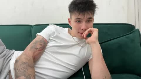 Snapshot of ag_prince chatting on 18, 4, 2026 Mark online show from 18, 4, 2026