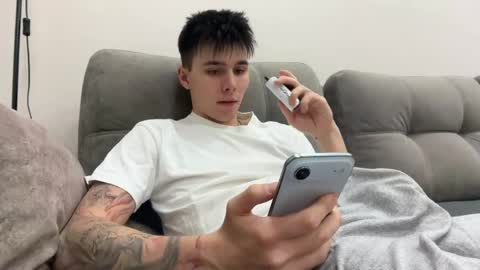 Snapshot of ag_prince chatting on 25, 4, 2026 Mark online show from 25, 4, 2026