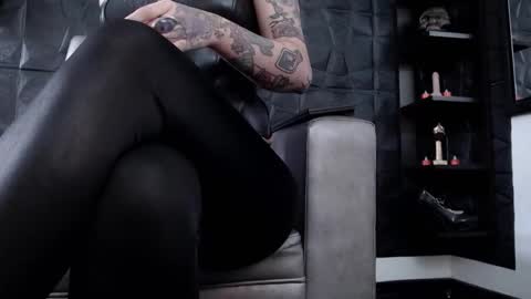 Snapshot of agata_darkness chatting on 24, 9, 2025 Miss Agata online show from 24, 9, 2025