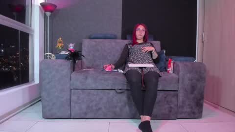 Agata Collinss online show from 19, 2, 2025