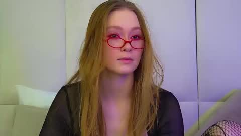 Snapshot of agatafoxley chatting on 2, 2, 2026 AgataFoxley online show from 2, 2, 2026