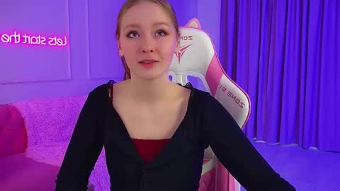 Snapshot of agatafoxley chatting on 23, 2, 2026 AgataFoxley online show from 23, 2, 2026