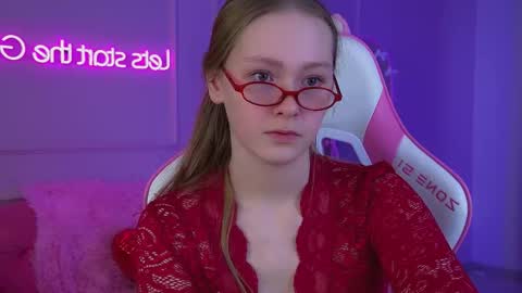 Snapshot of agatafoxley chatting on 27, 2, 2026 AgataFoxley online show from 27, 2, 2026