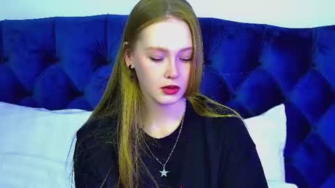 Snapshot of agatafoxley chatting on 19, 6, 2026 AgataFoxley online show from 19, 6, 2026