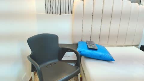Snapshot of agatha_fit chatting on 14, 1, 2026 AGATHA online show from 14, 1, 2026