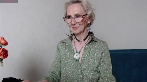 Snapshot of agatha_moore_ chatting on 15, 5, 2026 Agatha online show from 15, 5, 2026