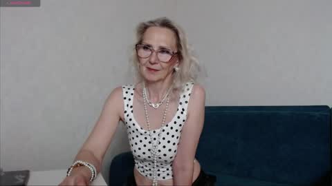 Snapshot of agatha_moore_ chatting on 29, 5, 2026 Agatha online show from 29, 5, 2026