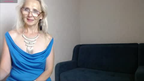 Snapshot of agatha_moore_ chatting on 6, 7, 2026 Agatha online show from 6, 7, 2026