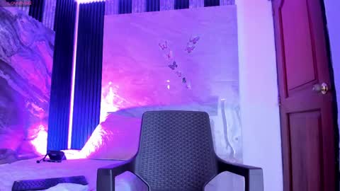 Snapshot of agatha_pleasure chatting on 18, 4, 2026 agatha_pleasure online show from 18, 4, 2026