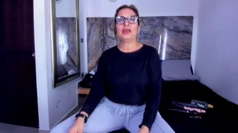 Snapshot of agatha_pleasure chatting on 14, 5, 2026 agatha_pleasure online show from 14, 5, 2026