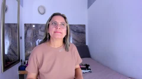 Snapshot of agatha_pleasure chatting on 19, 5, 2026 agatha_pleasure online show from 19, 5, 2026