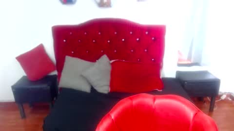 CAROLINA online show from 19, 1, 2025