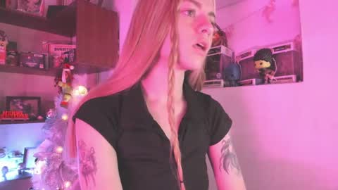 Snapshot of agathaa_ks_ chatting on 26, 12, 2024 Camila 2 online show from 26, 12, 2024