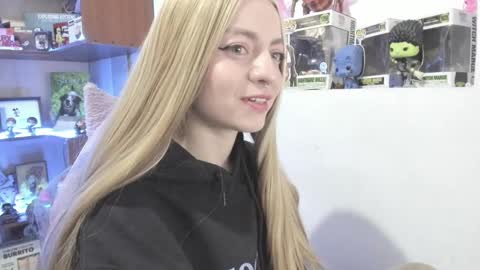 Snapshot of agathaa_ks_ chatting on 15, 1, 2025 Camila 2 online show from 15, 1, 2025