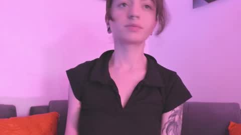Snapshot of agathaa_ks_ chatting on 25, 1, 2025 Camila 2 online show from 25, 1, 2025