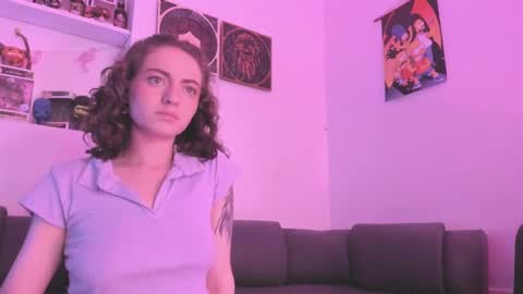 Snapshot of agathaa_ks_ chatting on 31, 1, 2025 Camila 2 online show from 31, 1, 2025