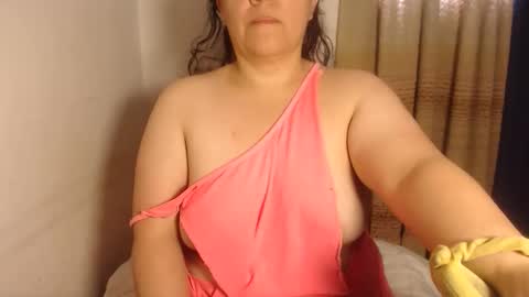 Snapshot of agathaaaa chatting on 21, 12, 2025 online show from 21, 12, 2025