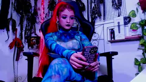 Snapshot of agathamoonn chatting on 11, 3, 2025 Agatha Fox online show from 11, 3, 2025