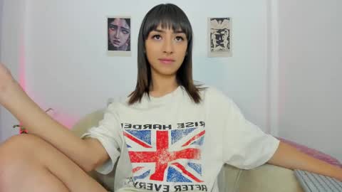 Snapshot of agathauwuart chatting on 13, 9, 2025 Agatha online show from 13, 9, 2025