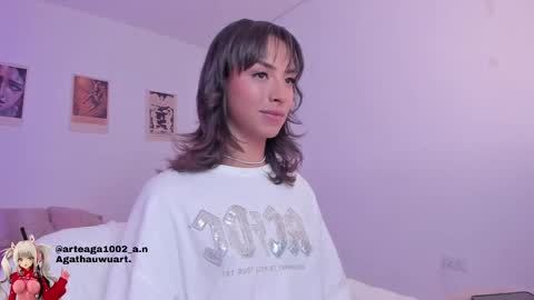 Snapshot of agathauwuart chatting on 9, 10, 2025 Agatha online show from 9, 10, 2025