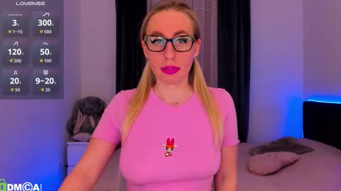 Snapshot of agent_polly chatting on 4, 2, 2026 Polly online show from 4, 2, 2026