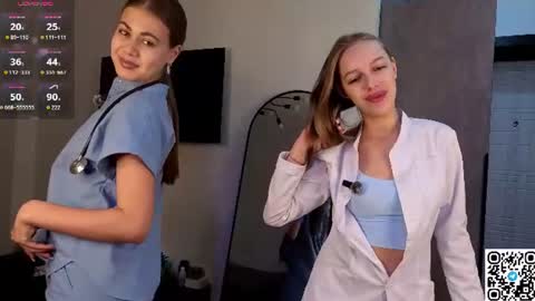 Snapshot of agent_provocateur2 chatting on 30, 6, 2026 Monica and Bella online show from 30, 6, 2026