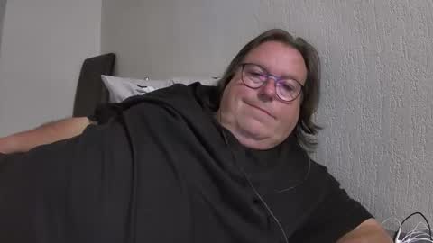 Snapshot of agias chatting on 14, 9, 2025 Agias online show from 14, 9, 2025