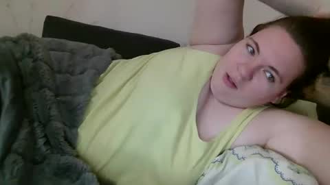 Snapshot of aglaya_fame chatting on 4, 1, 2025 Aglaya Fame online show from 4, 1, 2025